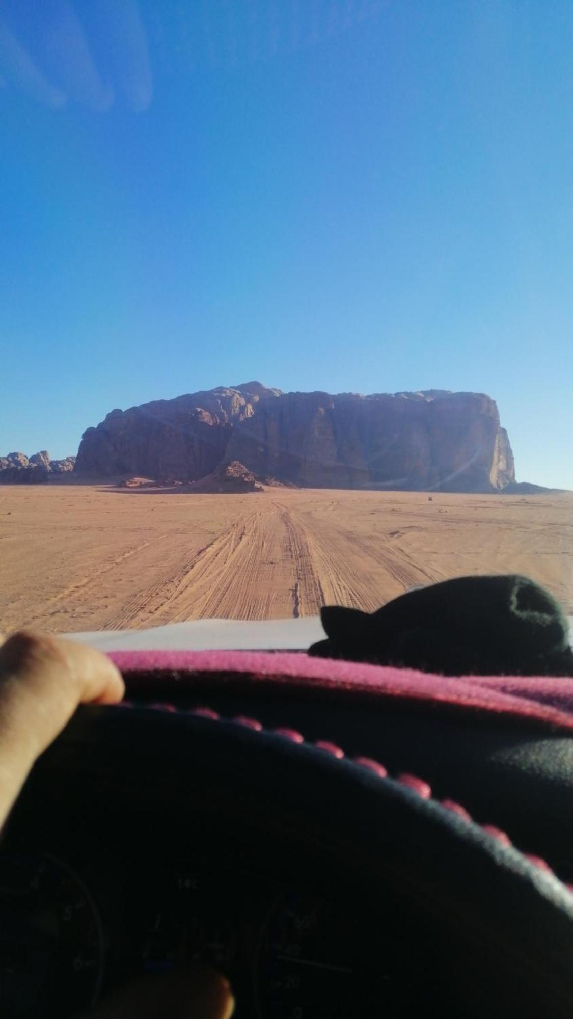 Hotel Omar Ghazi Camp Wadi Rum Exterior foto