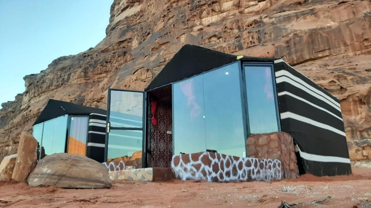 Hotel Omar Ghazi Camp Wadi Rum Exterior foto
